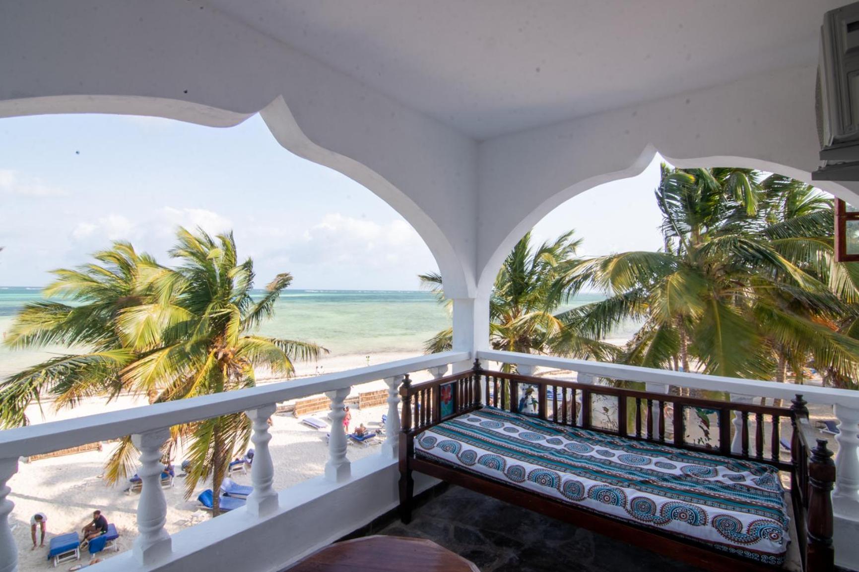 Jacaranda Beach Resort Watamu Exterior foto