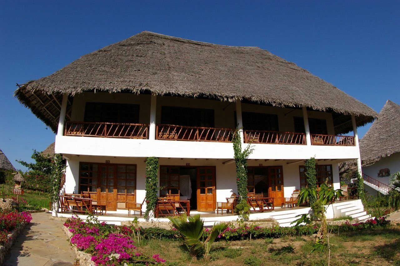 Jacaranda Beach Resort Watamu Exterior foto