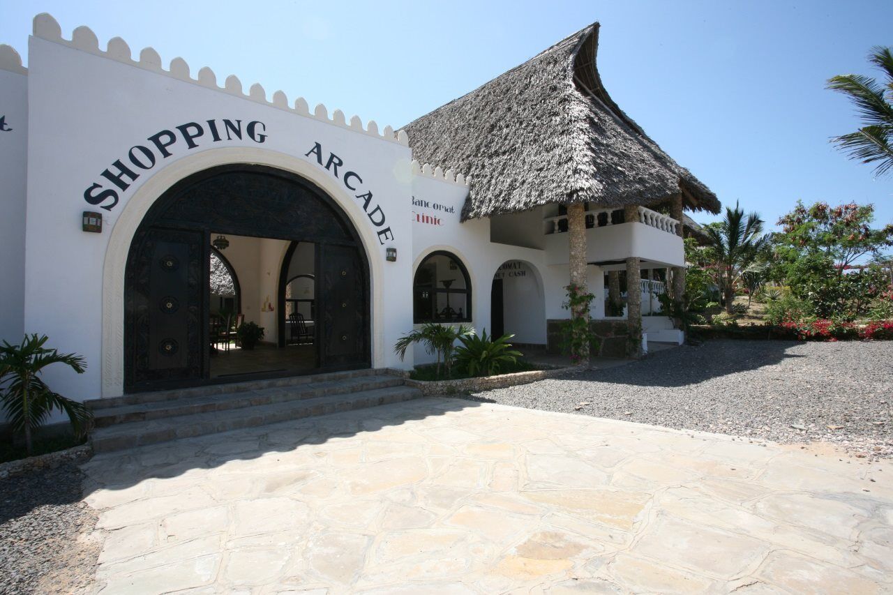 Jacaranda Beach Resort Watamu Exterior foto