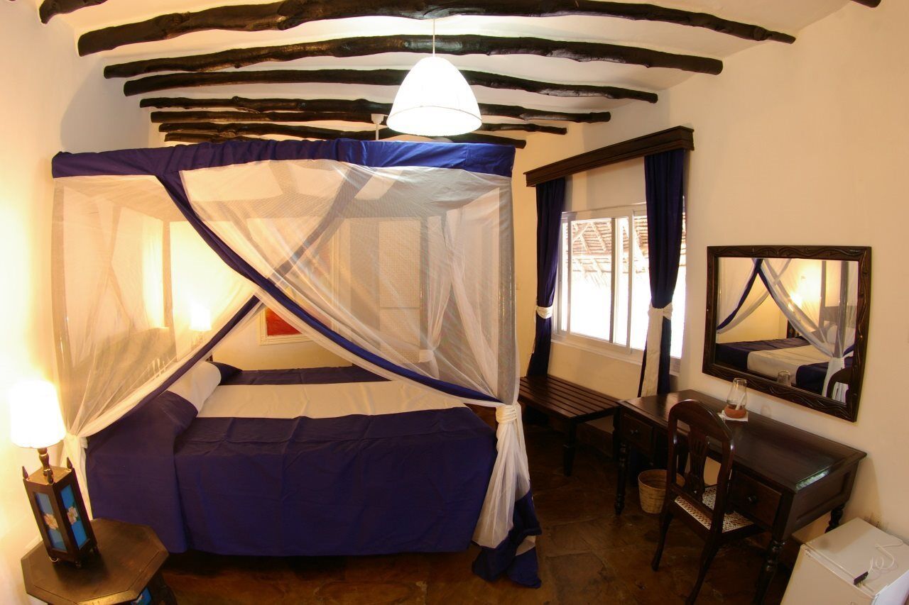 Jacaranda Beach Resort Watamu Exterior foto