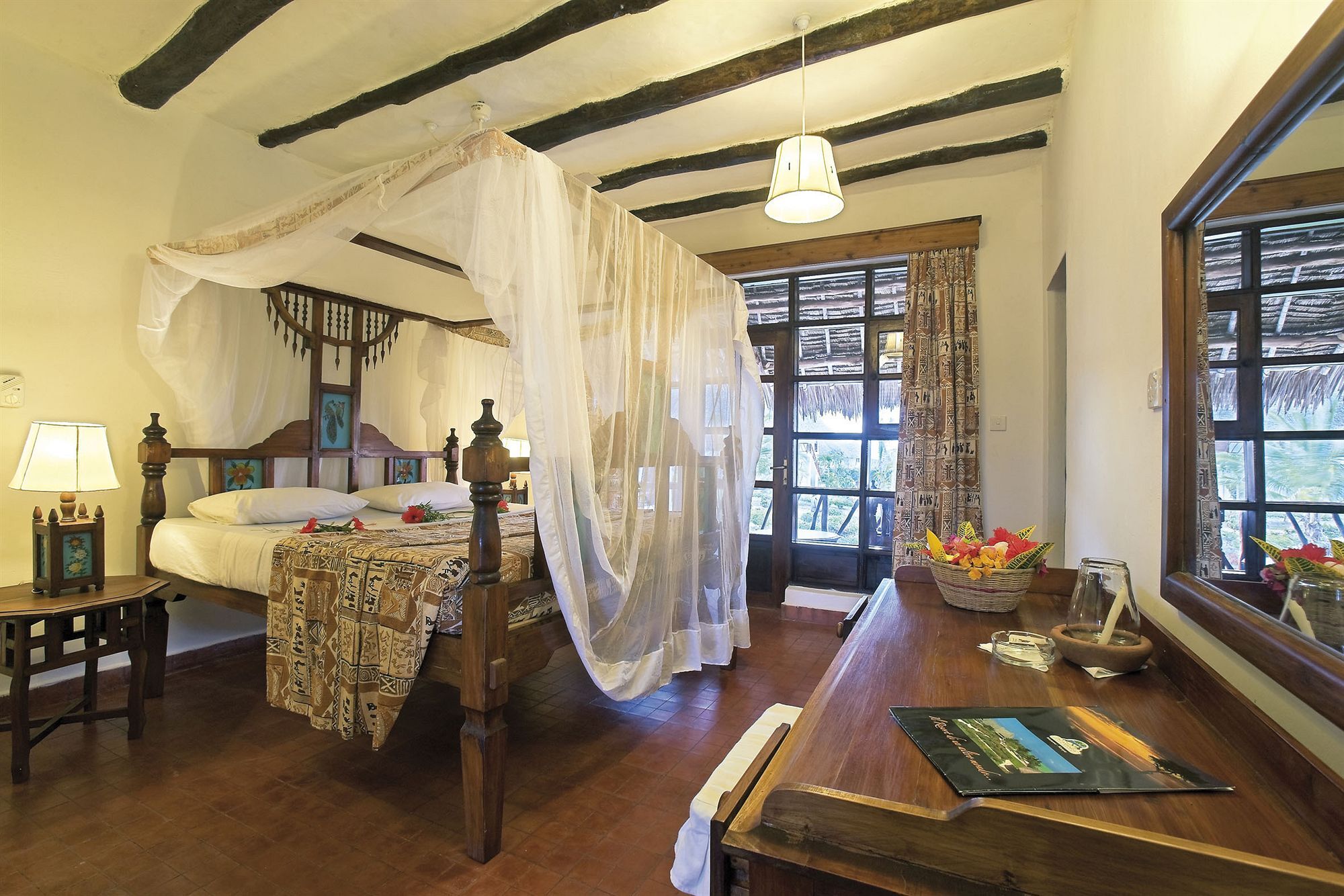 Jacaranda Beach Resort Watamu Exterior foto